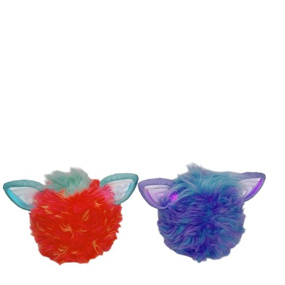 Furby Purple /Coral Plush Interactive Toy 2023 Hasbro Tested & Works Set Of 2 - Picture 4 of 6